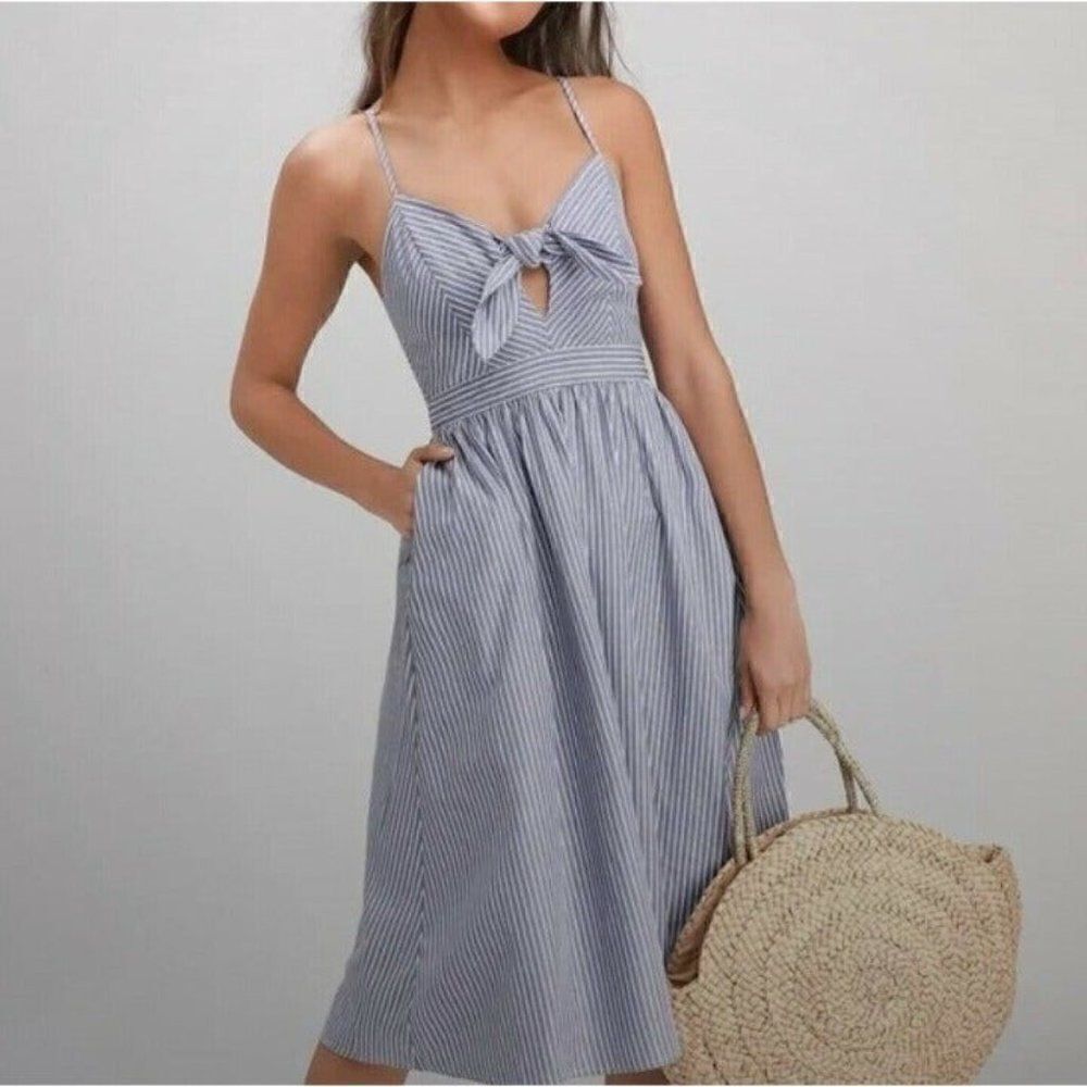 Lulus Joyful Days Blue & White Striped Knotted Front Midi Strappy Dress S NWOT - Picture 2 of 12